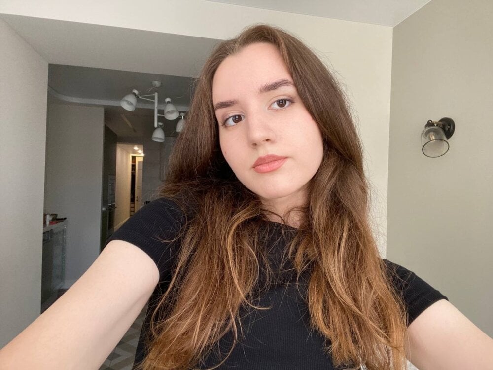 Anna_Dominator