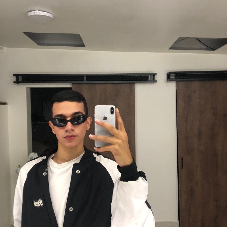 AprilSnow__