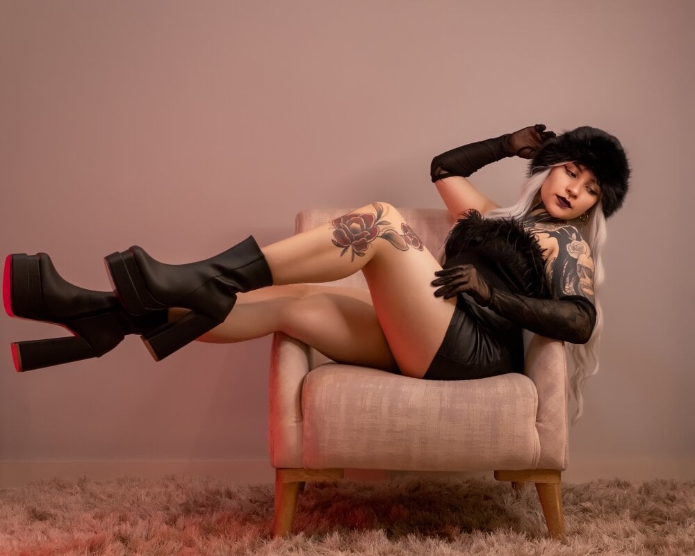 BellaVeil_