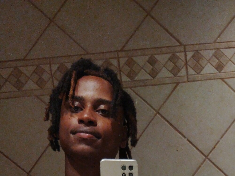 DarkSkinStroker