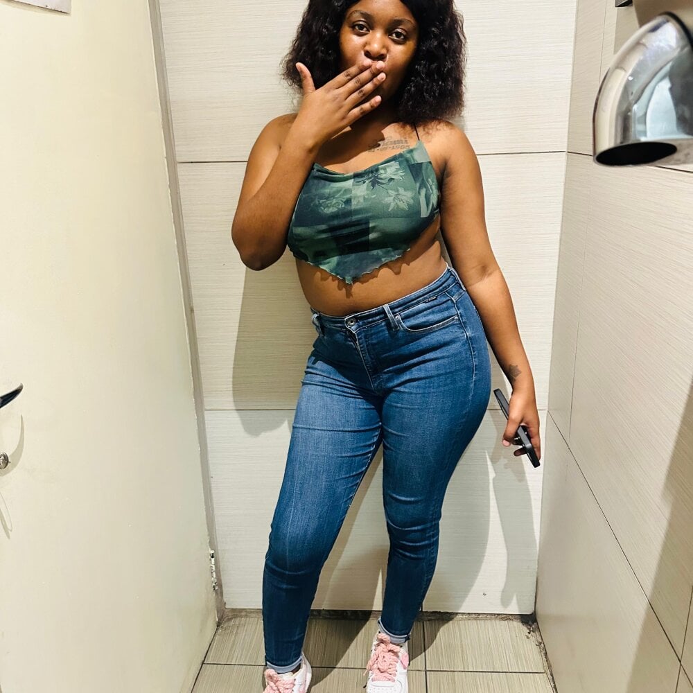 DarkskinGirl01