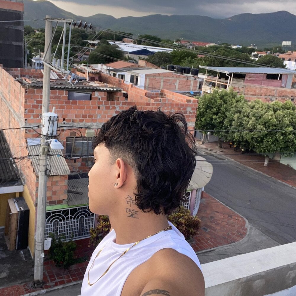 Deiby_hot_00