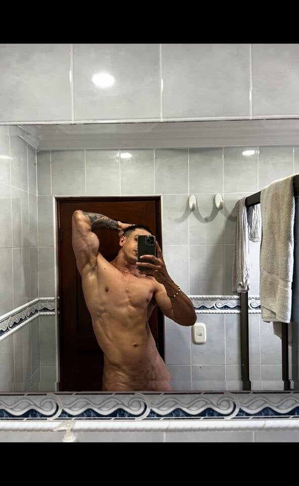 Dominic_Joness