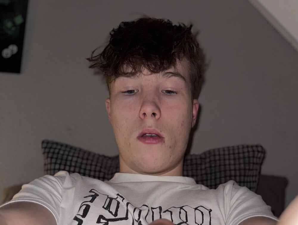 HornyTwinkFelix