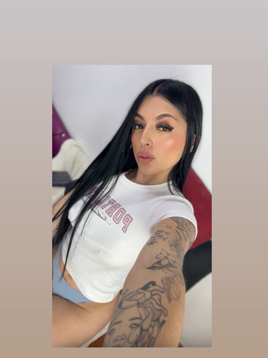 Julieta-Hot