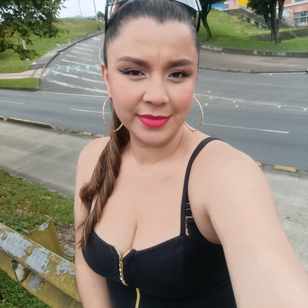 Katalina_sly