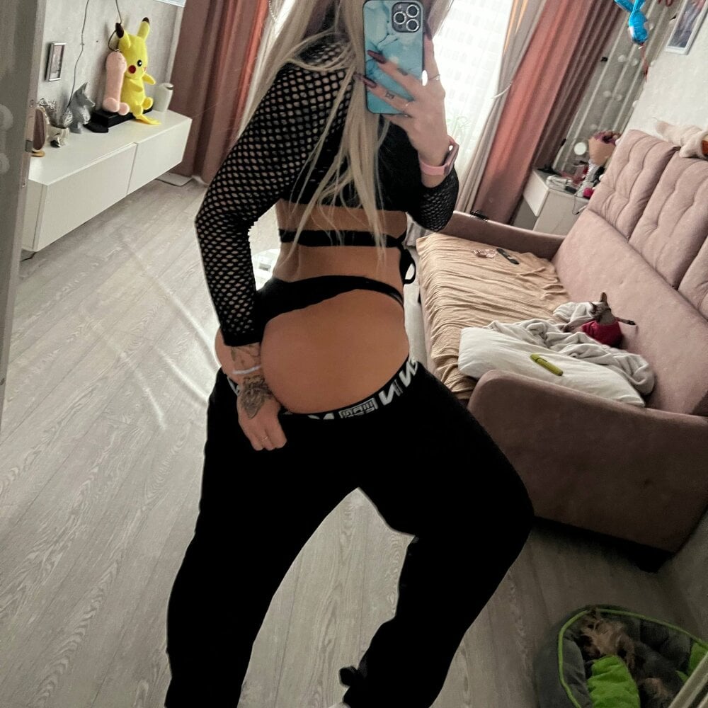 Kira_Key