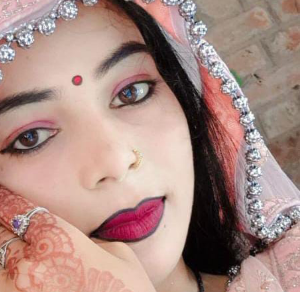 Pinki_malhotra
