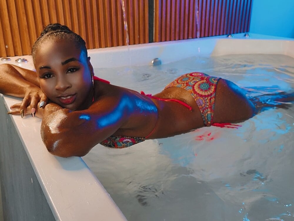 Serena_collins