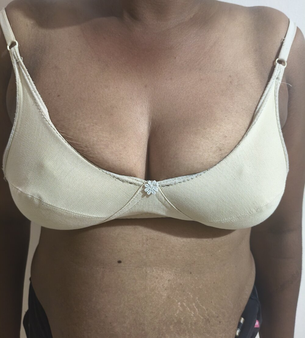 Sexy_kannada_model_