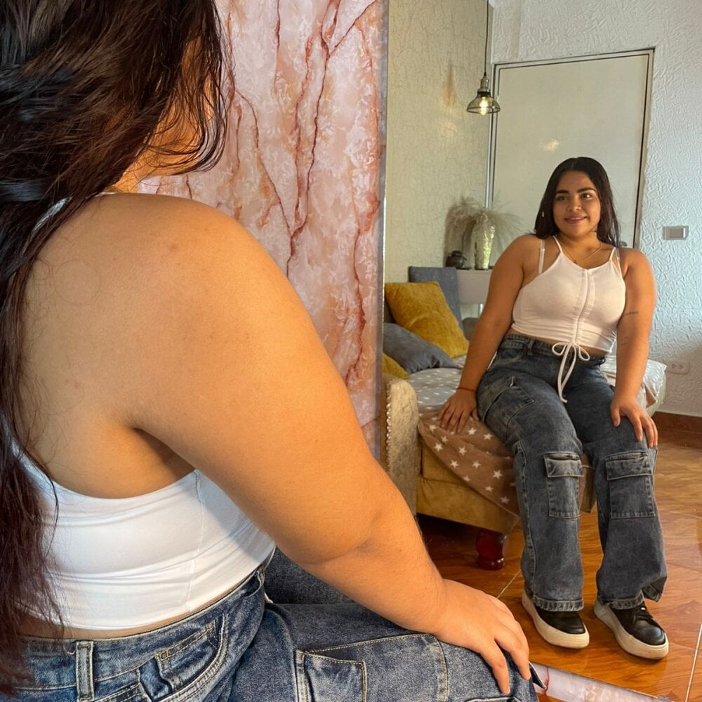 SophiaBliss_
