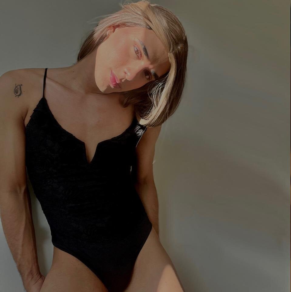 _sofia_wood_