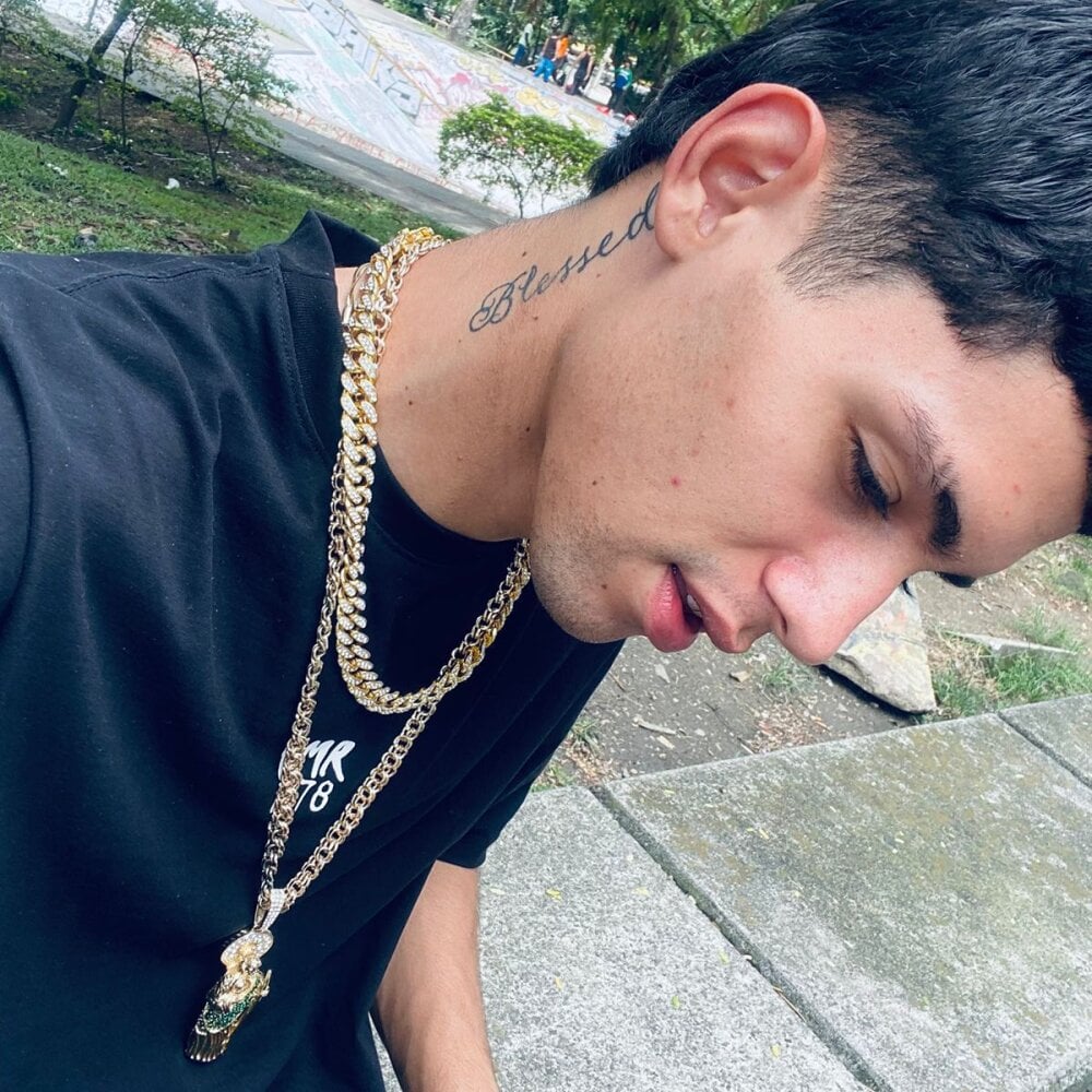 brian_cutemax