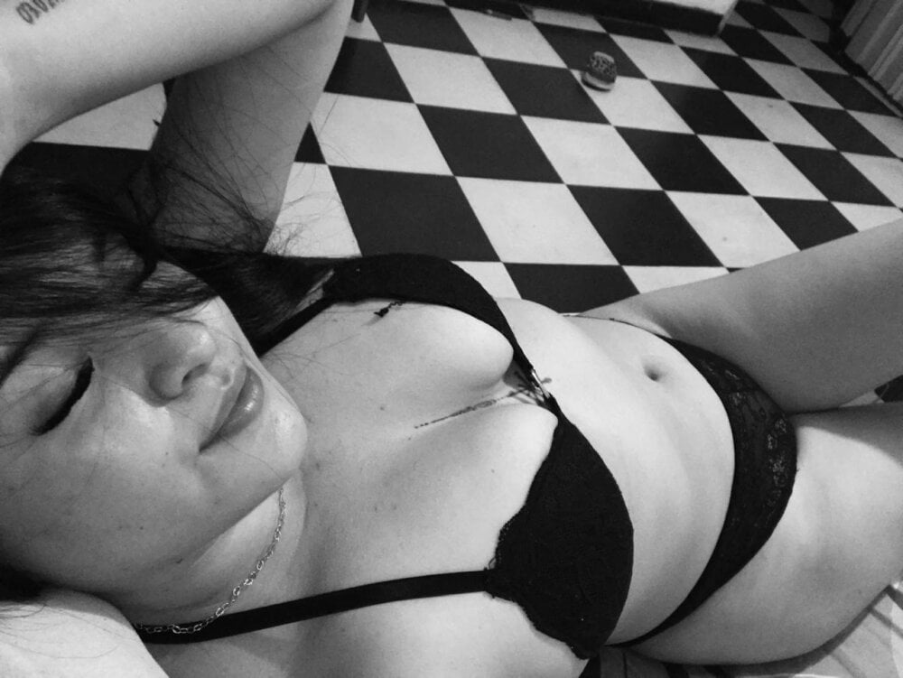 doll_sult_squirt